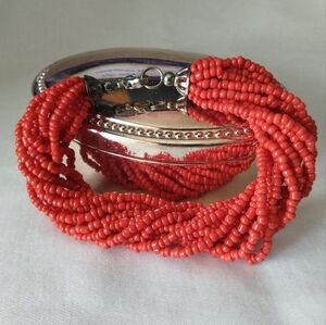 Beaded Clasp Bracelet